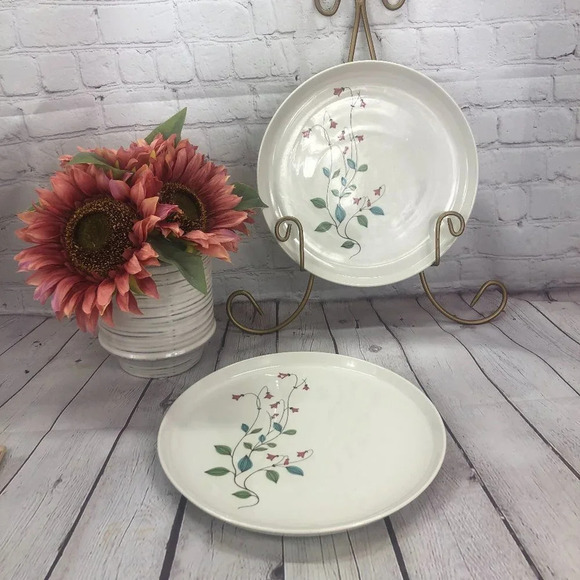 Other - vintage Winsome by Franciscan set of two dinner plates cottagecore floral